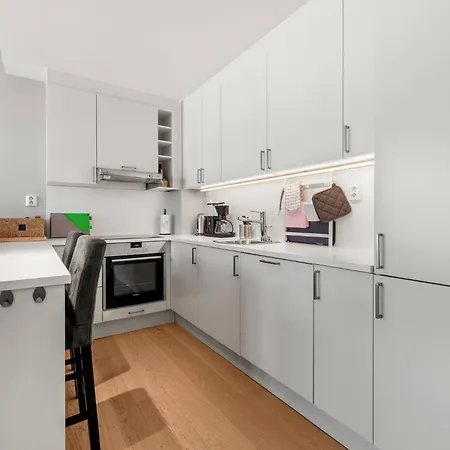 With Stunning View! Oslo,barcode